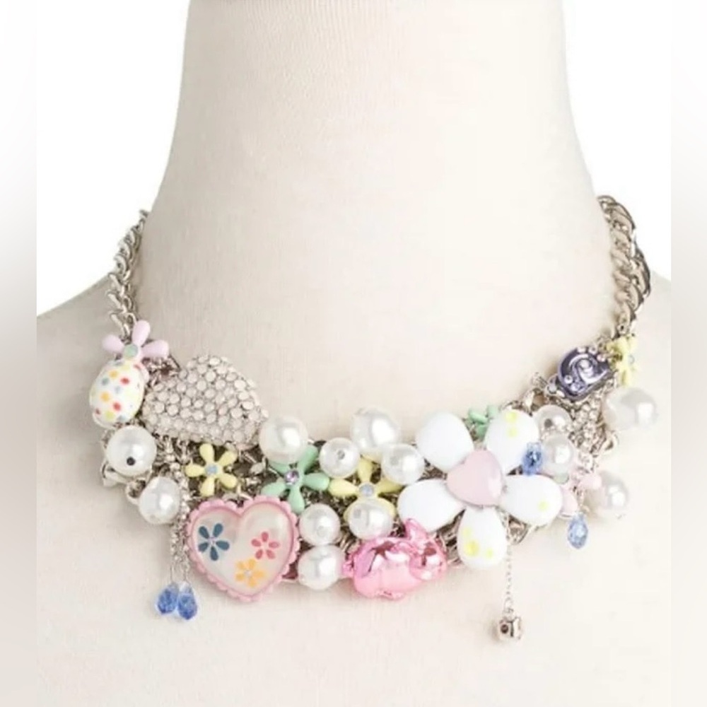 Betsey Johnson Pink and White Floral Necklace